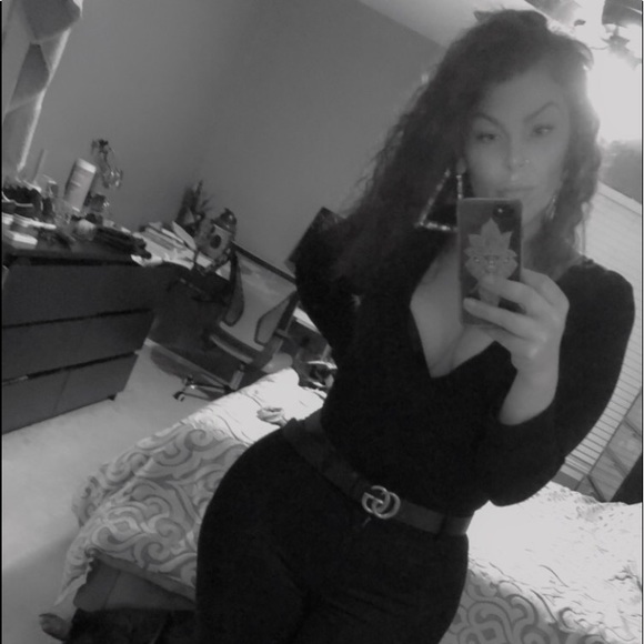 Meet your Posher, Angela - Picture 2 of 2